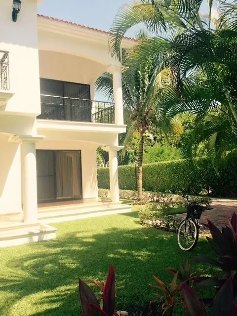 B&B Villa Hibiscus Playa del Carmen 3*,  Messico