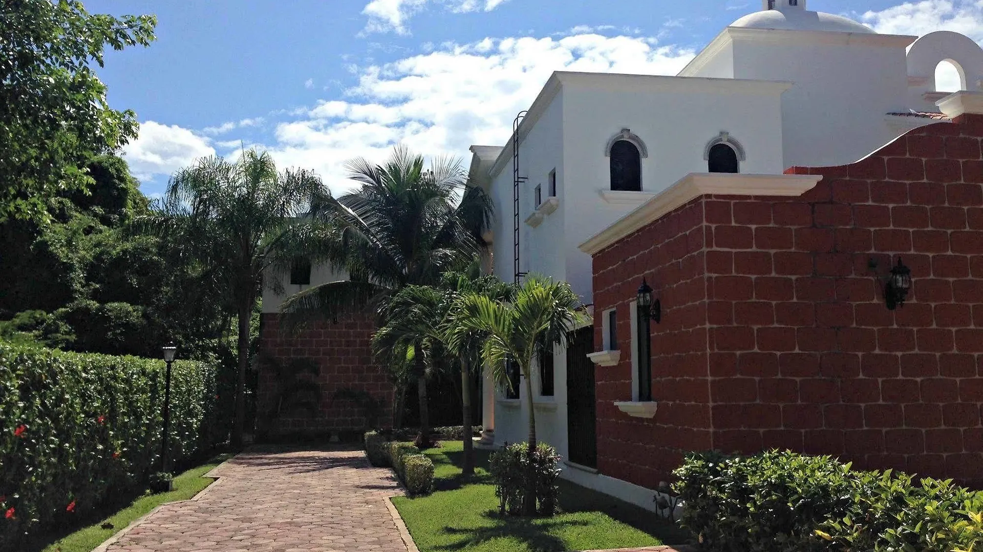 B&B Villa Hibiscus Playa del Carmen 3*,